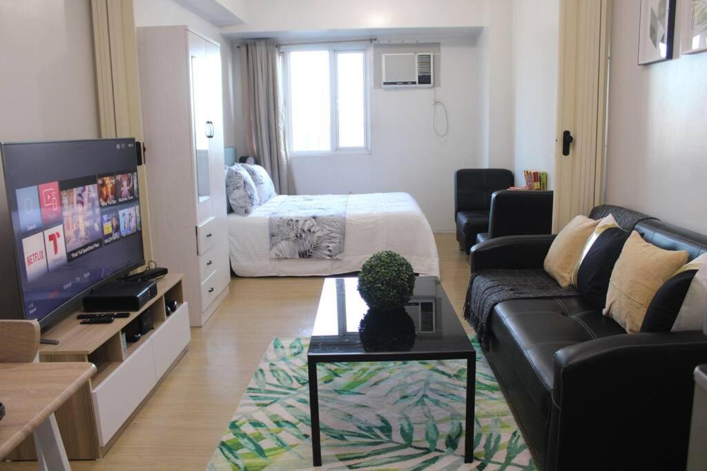 Huge A2J Executive Luxury 1Br Suite Near Abs Cbn, Gma Manille Extérieur photo
