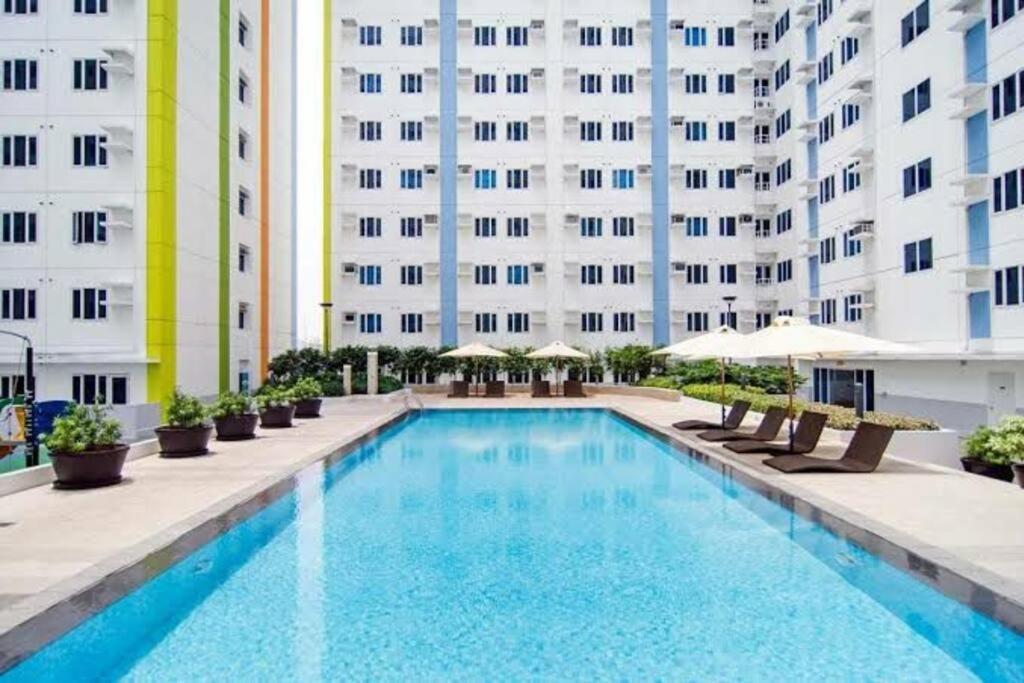 Huge A2J Executive Luxury 1Br Suite Near Abs Cbn, Gma Manille Extérieur photo