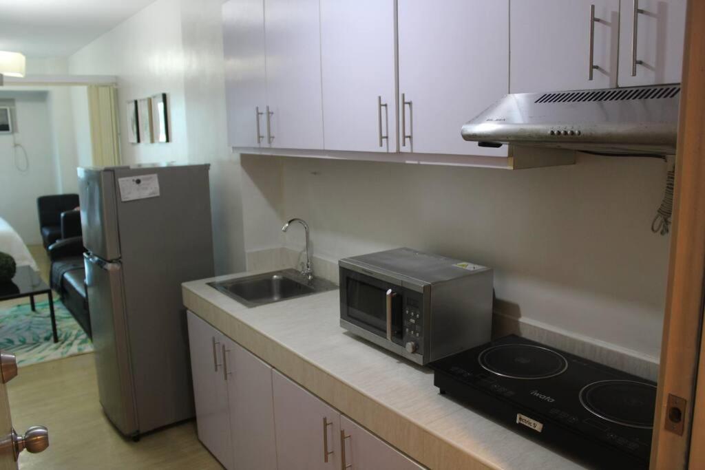 Huge A2J Executive Luxury 1Br Suite Near Abs Cbn, Gma Manille Extérieur photo
